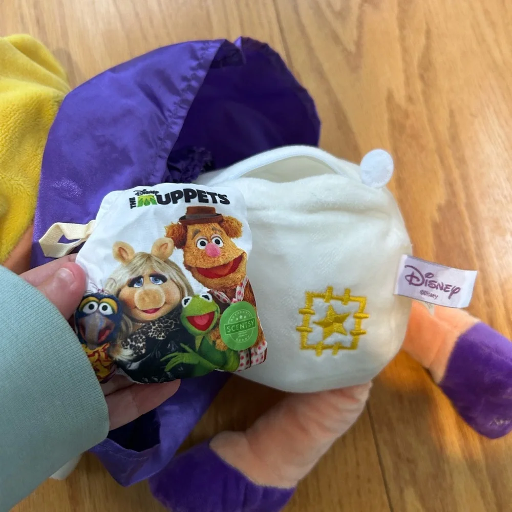 Disney Muppets Miss Piggy Scentsy Buddy Limited‎ Edition Plush 18
